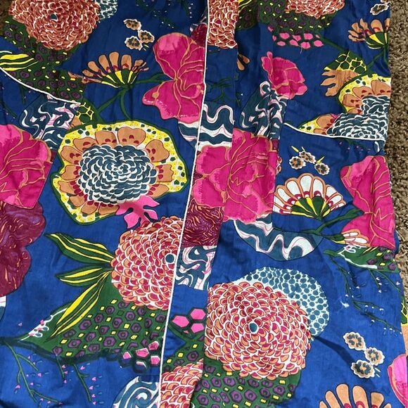 Vintage Lightweight Cotton Robe – Bold Floral Print, Belted Kimono Style - Picture 9 of 10
